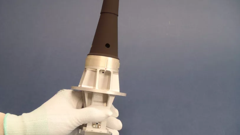 Data downlink antenna