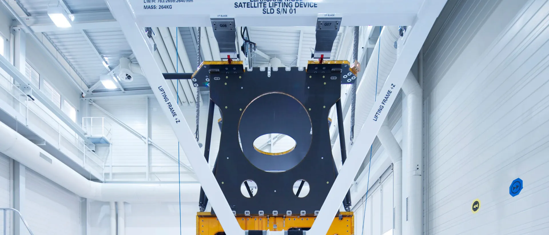 Beyond Gravity has designed and manufactured Lifting Devices for a multitude of applications, from lifting/handling of small instruments to very large spacecraft. They are used for hoisting/handling during all stages of integration and testing up to launch.